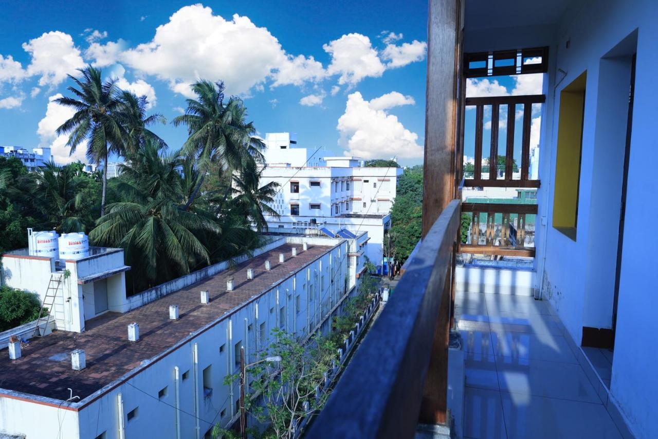 蓬蒂切里 Manora Residency酒店 外观 照片